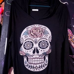 Long sleeve suger skull shirt